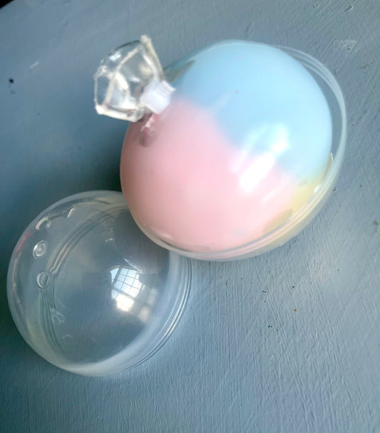 Cracking squish ball