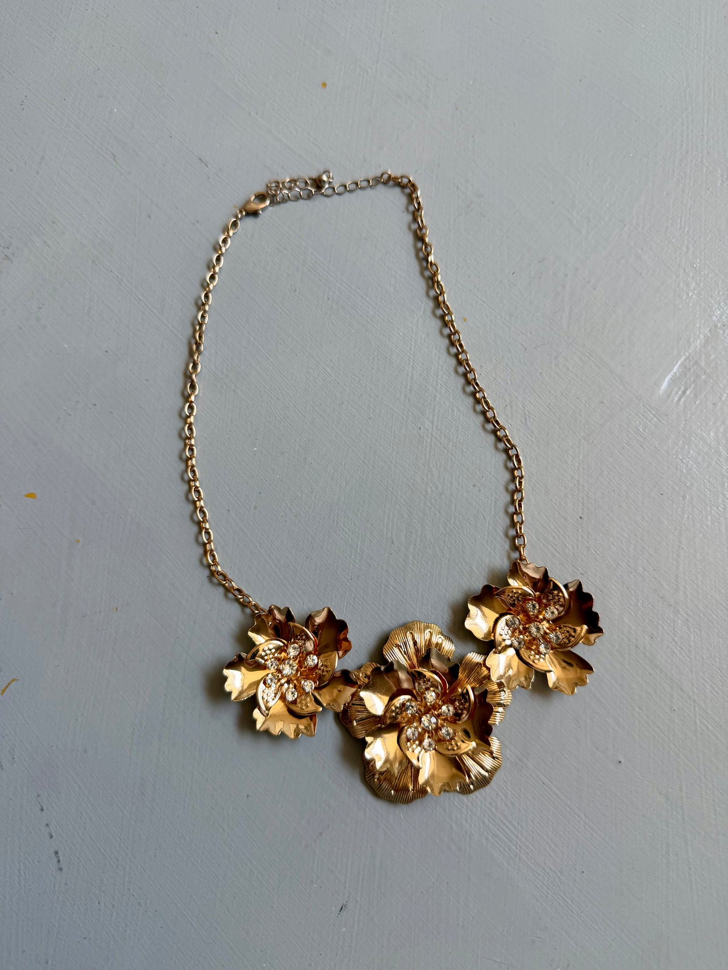 Gold flower necklace