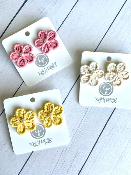 Raffia flower earrings