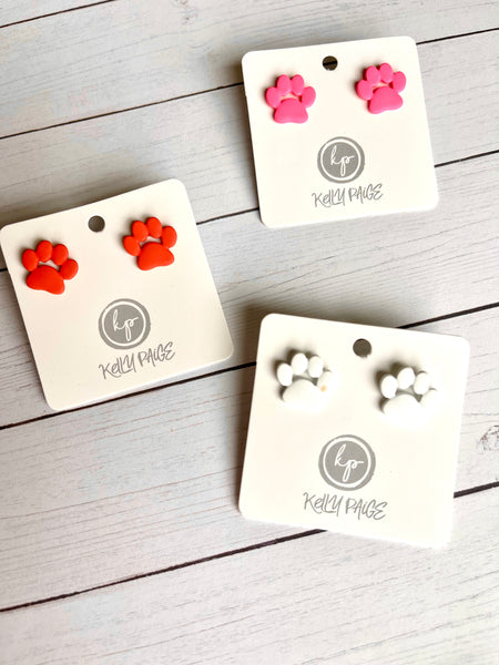 Mini paw stud earrings